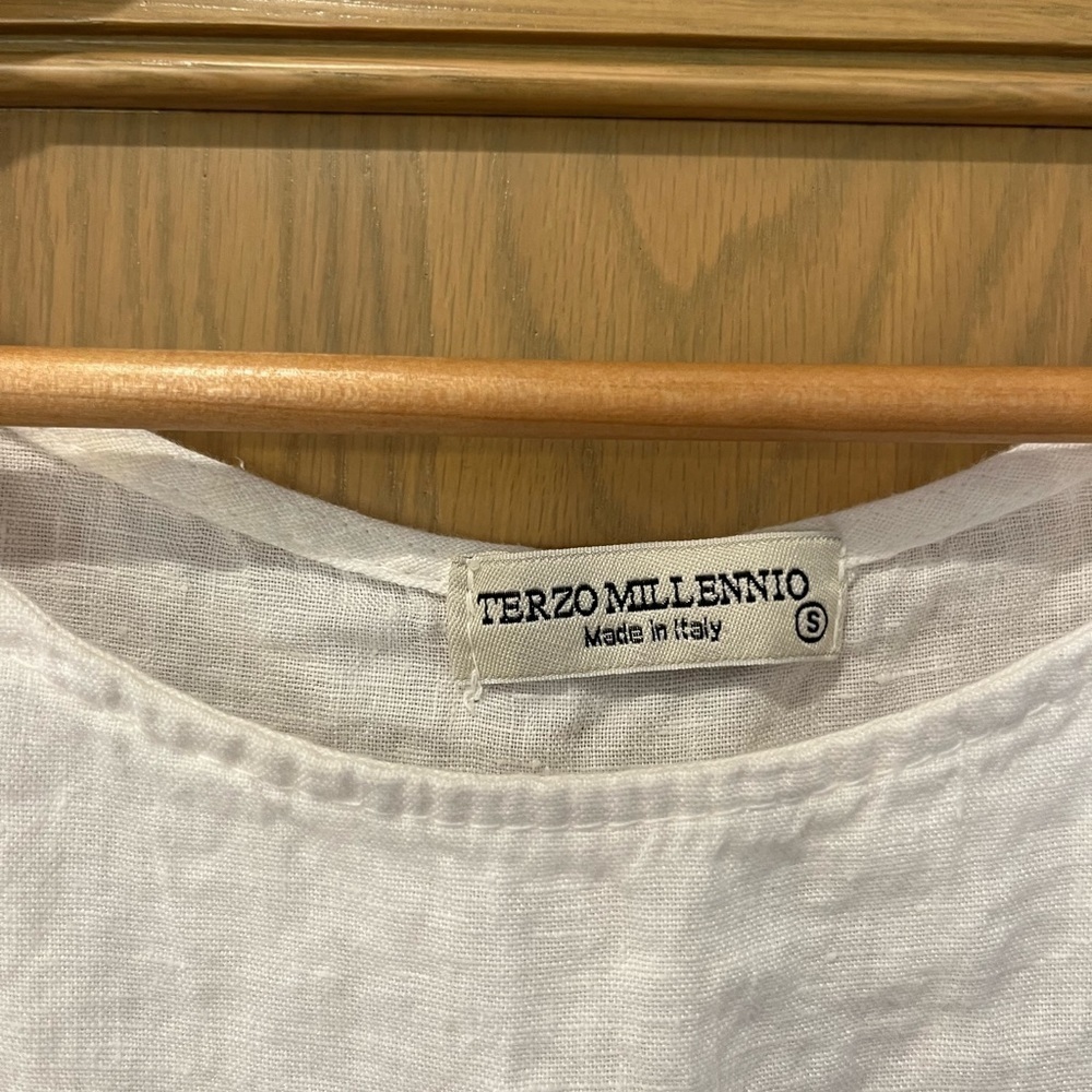 Terzo Millennio White 100% Linen Back Button Top Made in Italy - Picture 4 of 10